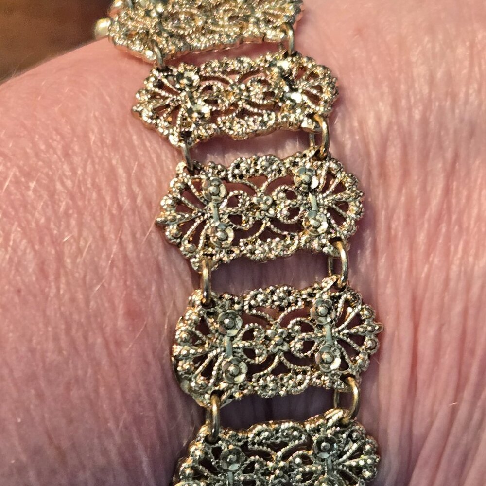 Vintage Filigree Bracelet | Zirconia Stones | Magnetic Hook + Safety Chain | Fit